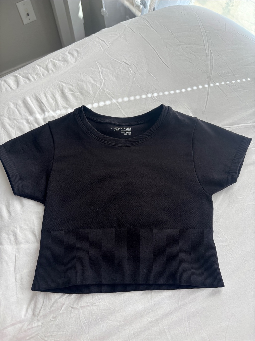 Aerie Black Short Sleeve Crop Top
